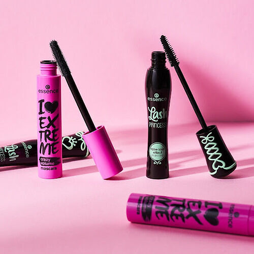 the-difference-between-original-and-fake-mascara